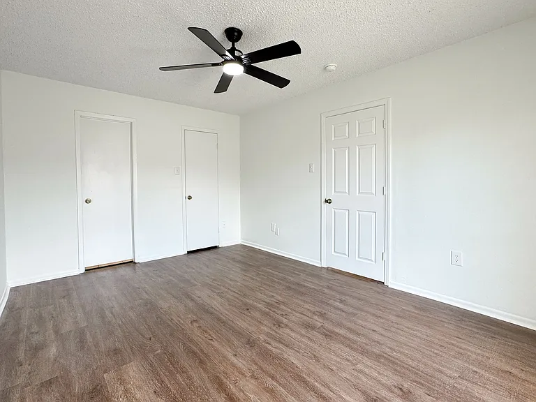 7324 Menlo Dr — Photo 25