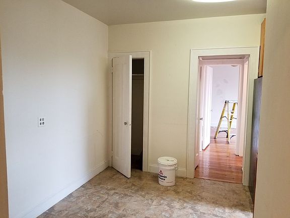 4th image of 6835 Burns St APT F4