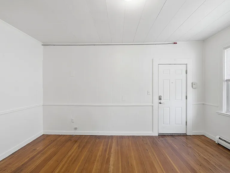 46 E Transit St #1F — Photo 16