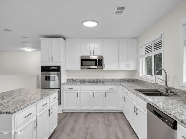 11285 Homestead Lane, Flagstaff, AZ 86004