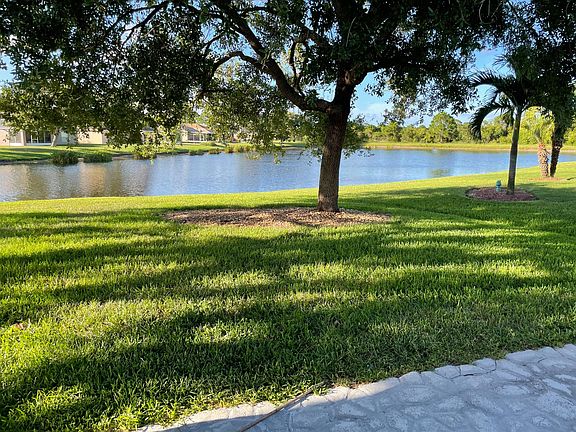 5th image of 1328 Auburn Lakes Dr