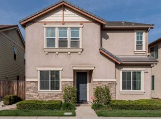 4348 W Pinsapo Dr, Fresno, CA
