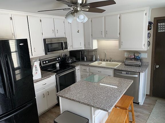 2nd image of 2180 Spring Creek Cir