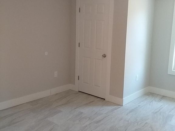 4th image of 318 Gist Pl Floor 3