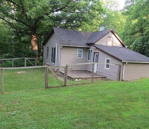 4th image of 102 Forest Hill Ave