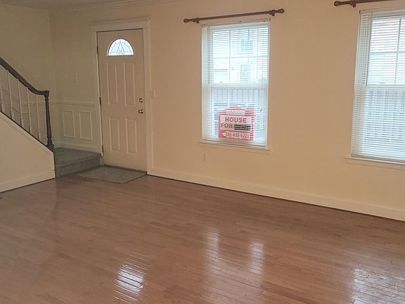 4th image of 26075 S Lake Dr