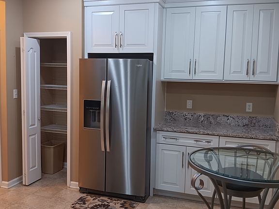 4th image of 17032 Huntley Pl