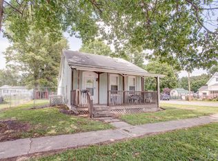 119 E 1st St, Trenton, IL