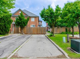113 Clover Bloom Rd, Brampton, ON L6R 1S6