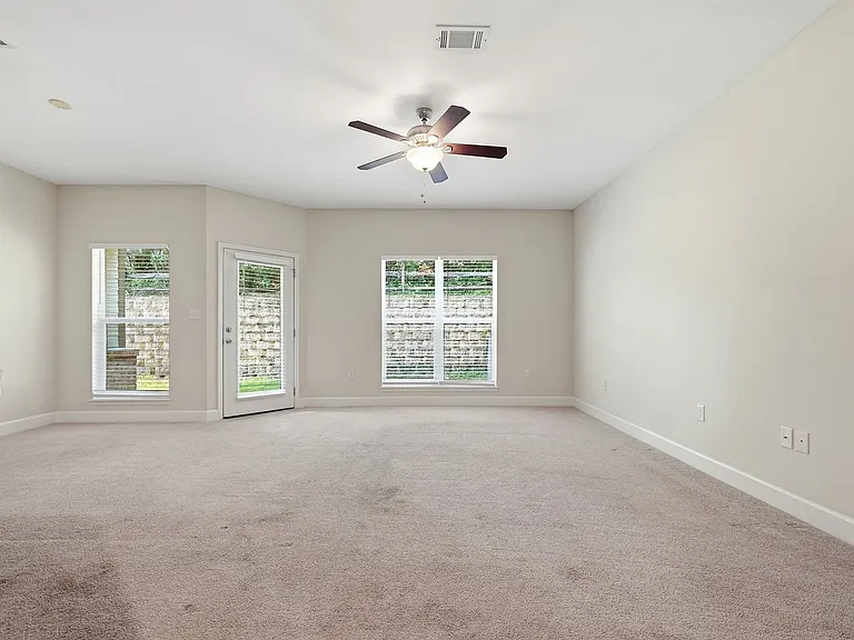 503 Arbor Lake Dr — Photo 13