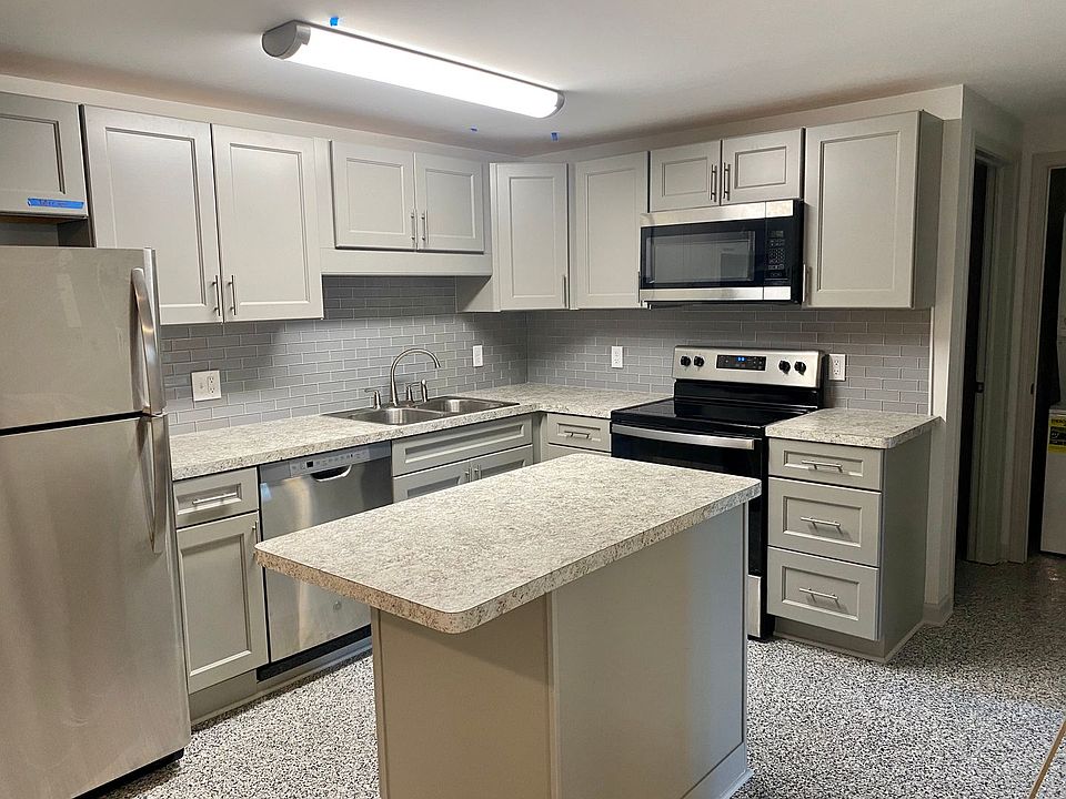 1st image of 519 Exchange St #7