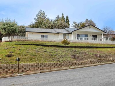 215 Humbug Rd, Yreka, CA, 96097