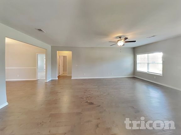 4th image of 938 Beverly Ct
