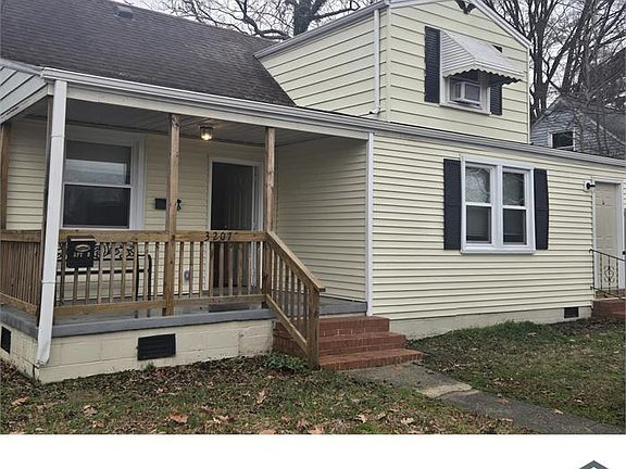 2nd image of 3209 Scott St