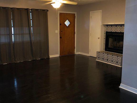 3rd image of 308 N 58th Ave