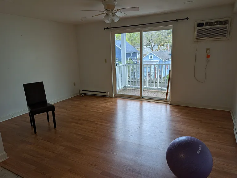 653 Plantation St #6-A — Photo 6