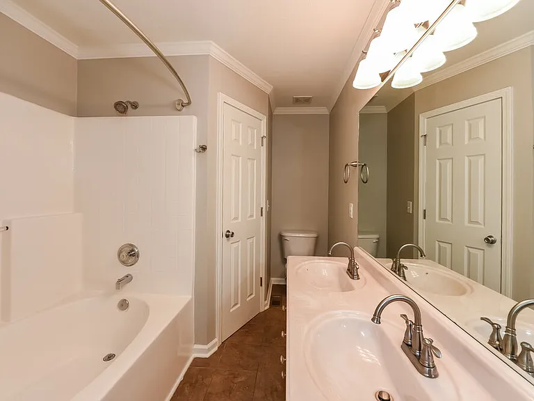534 Summit Way — Photo 9