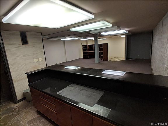 4th image of 1750 Kalakaua Ave Suite 115