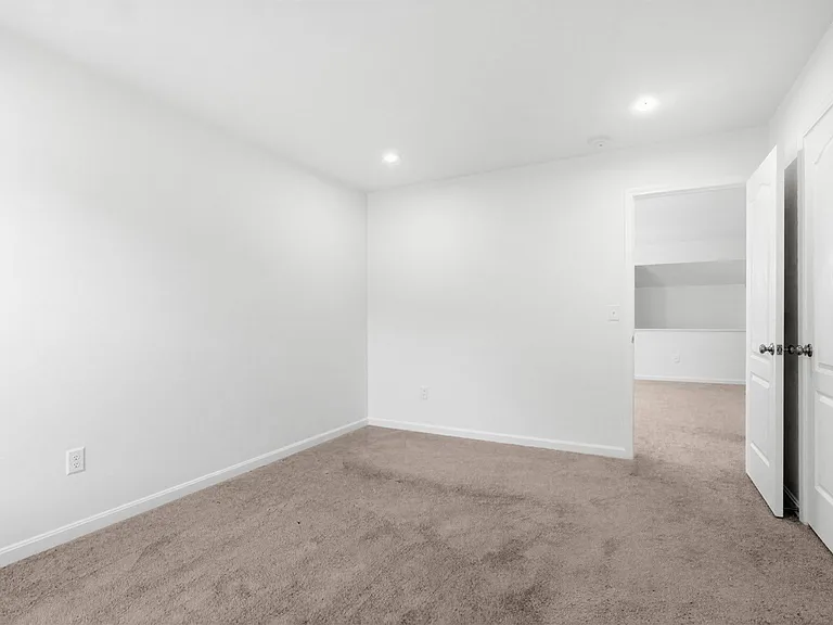 6029 Bluecrest Dr — Photo 50