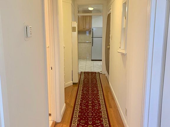 2nd image of 540 Greenwich St APT 1