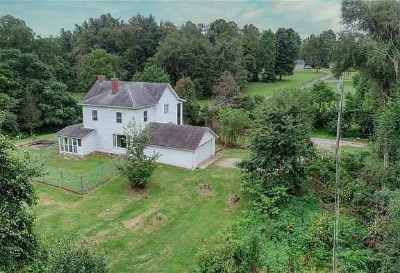 3rd image of 13442 Wardeska Ln