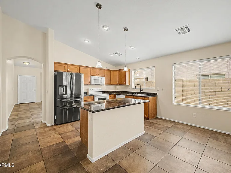 3928 E Blue Sage Rd — Photo 11