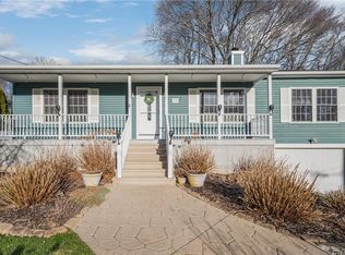 33 Biltmore Ave, Cumberland, RI 02864