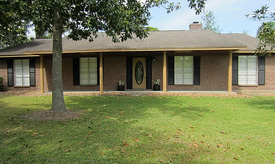 1st image of 22026 Fatheree Dr