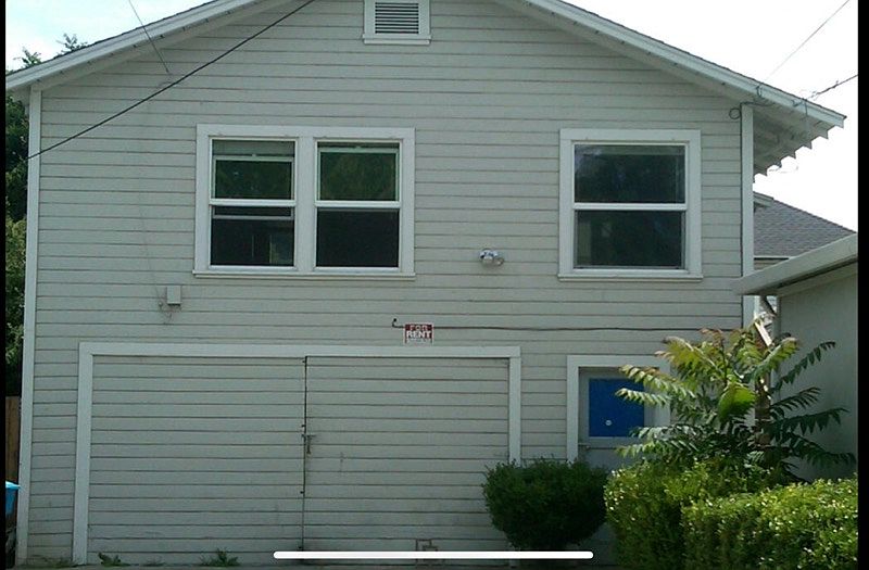 Building Photo 4