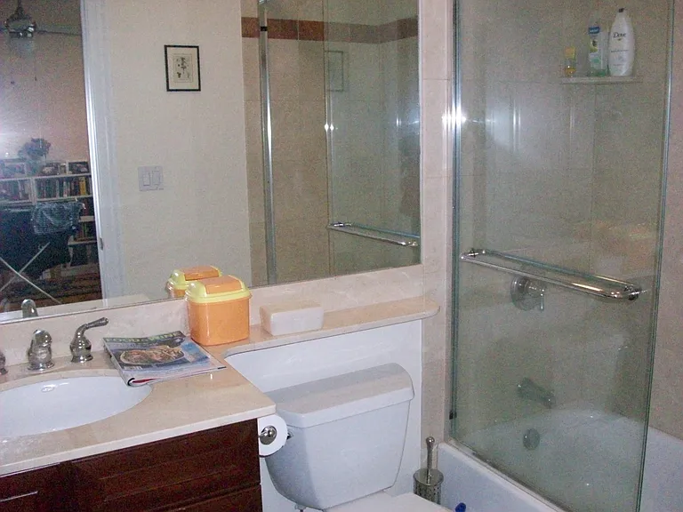 828 W Aldine Ave #3 — Photo 44