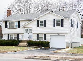 856 Main St, Woburn, MA 01801