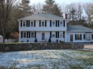 8 Flintlocke Rd, Franklin, MA 02038