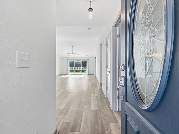 4th image of 1019 Bonita Loop
