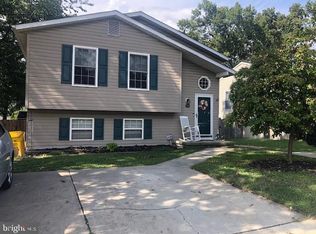 768 209th St, Pasadena, MD 21122