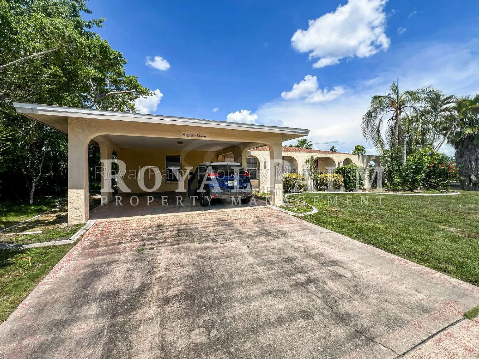 2 bed, 1.0 bath, 1095 sqft, $1,699 — Photo 2