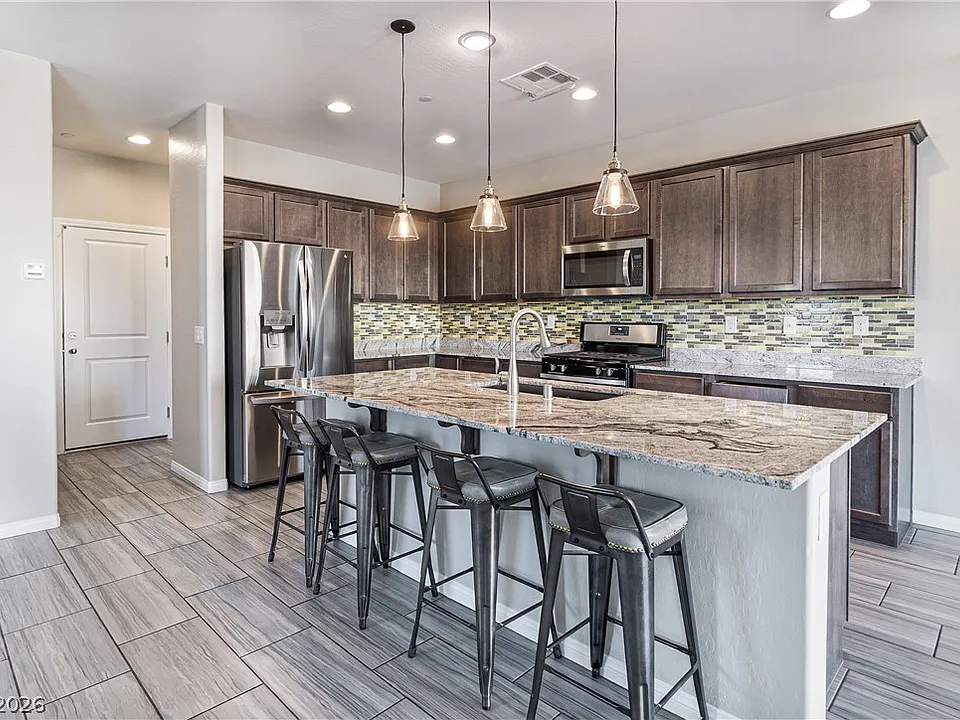 1005 Cetona Ct