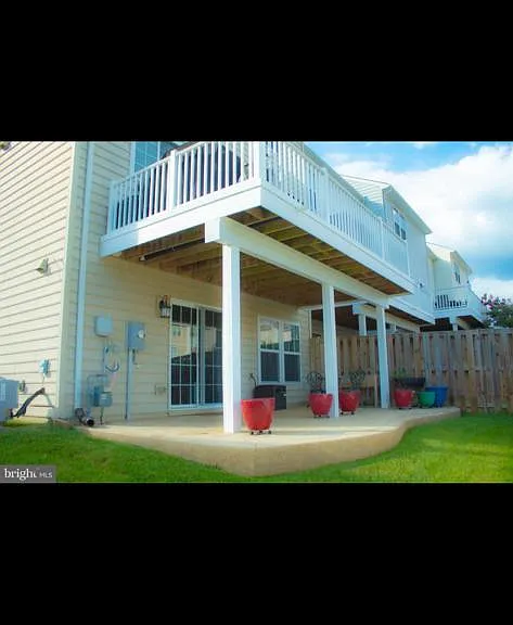 Danridge Manor Dr — Photo 1