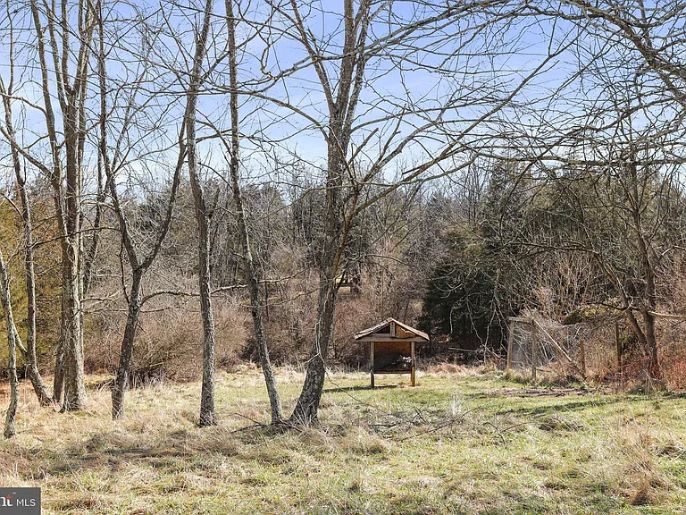 19 Tie Run Rd — Photo 32