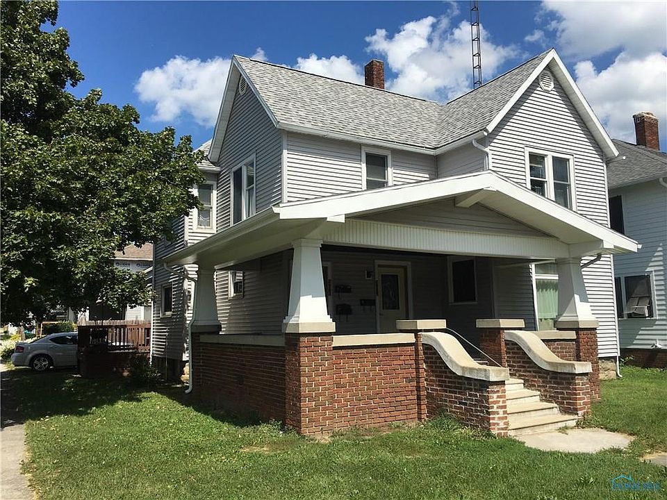 2nd image of 301 E High St
