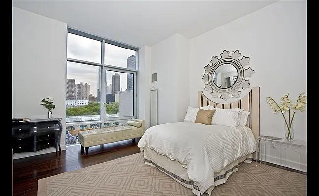 Sold by Douglas Elliman | media 26