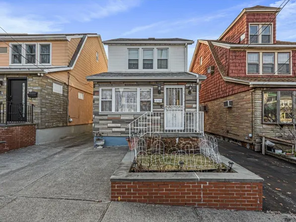 59-20 Parsons Boulevard, Flushing, NY 11365