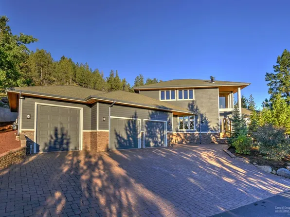 3145 NW Colonial Dr, Bend, OR 97703