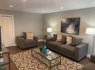 8651 W Foster Ave APT 2A, Chicago, IL 60656