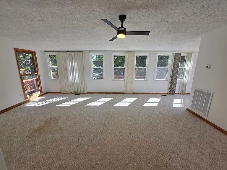 37 Cobb Rd — Photo 7