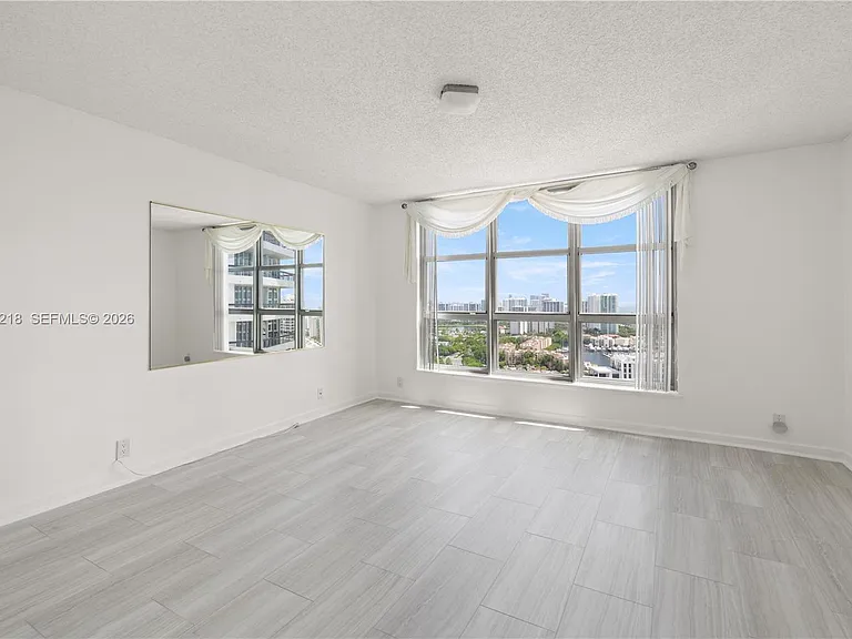 3530 Mystic Pointe Dr #3206 — Photo 14