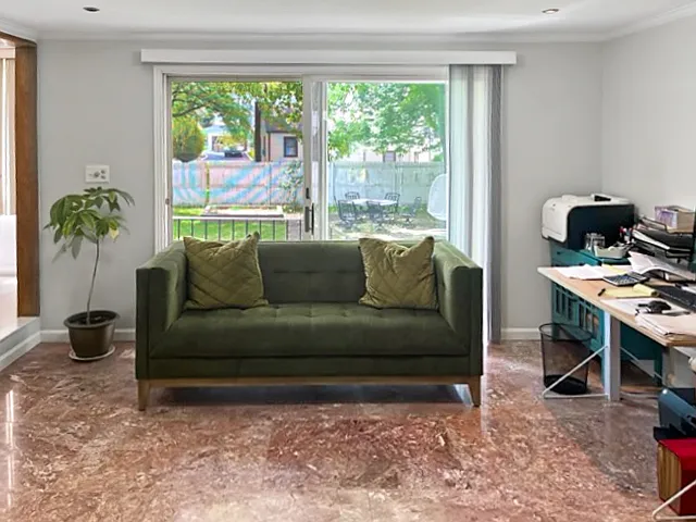 91 Irving Ave — Photo 5