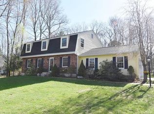 87 Colonial Dr, Southbury, CT 06488