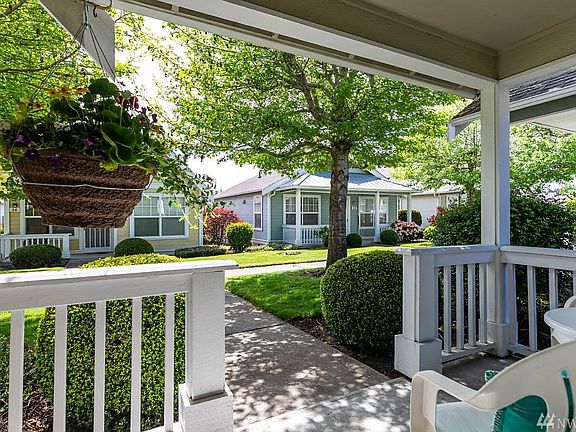 4th image of 161 W Whidbey Ave APT 3