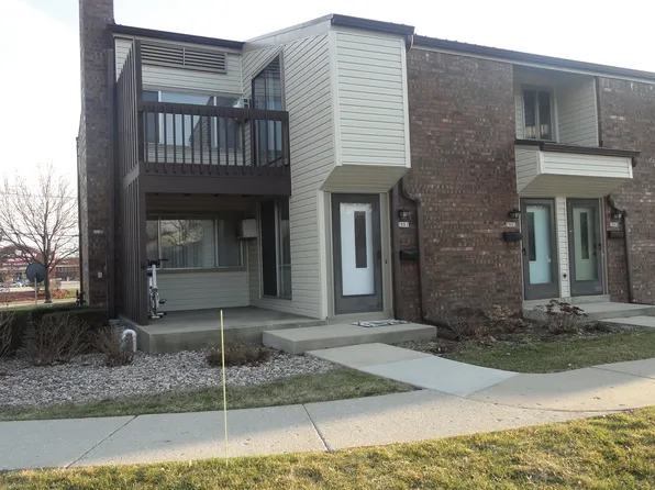 2903 14th Ln #211, Kenosha, WI 53140