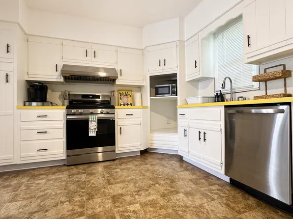 (undisclosed Address), South Plainfield, NJ 07080